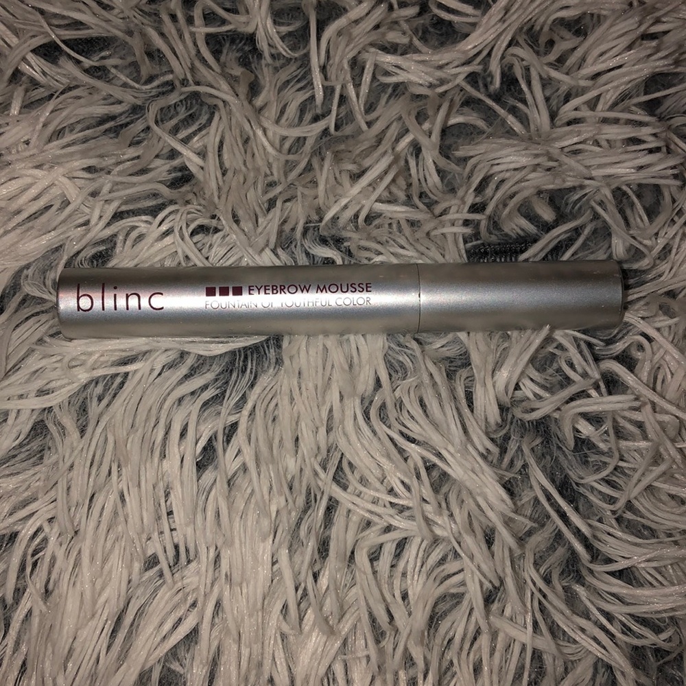 Blinc eyebrow mousse in “Dark Brunette”